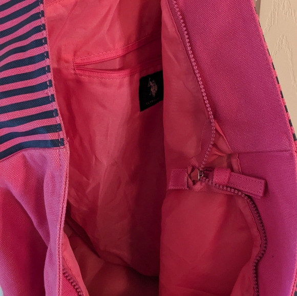 Beach bags by US Polo assn new with closing zipper and inside zipper and pouch. - Picture 3 of 8